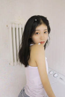 公主被两个双胞胎师傅的人物特点