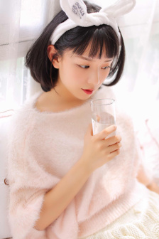 我们四个人换着来